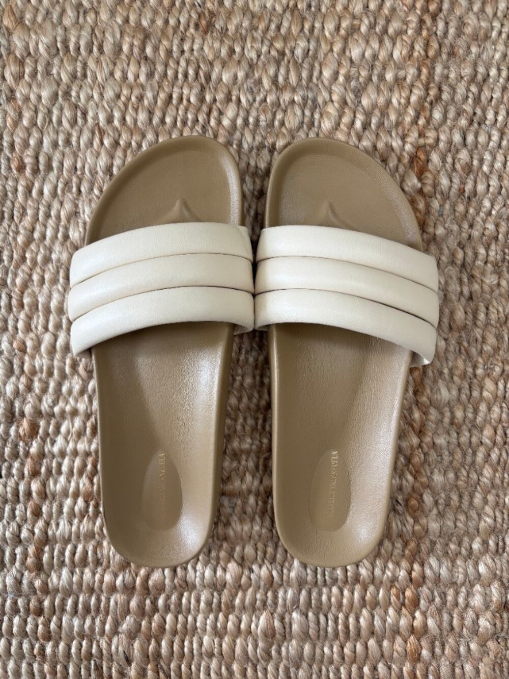 Beatrice Valenzuela Classic Sandalia in Shell - Picture 5 of 6